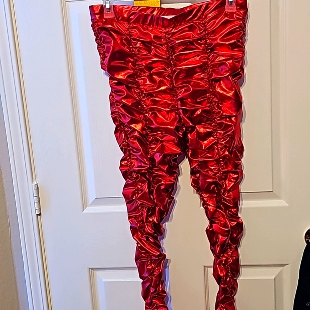 Swank a Posh red metallic scrunch leggings size 1x NWOT